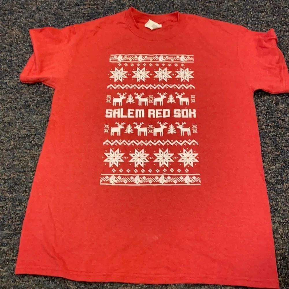 Red Christmas Tee sz. M
